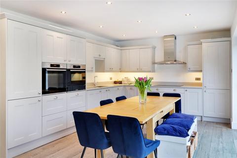 12 Hurst Farm Road, Weald, Sevenoaks, TN14 6PE