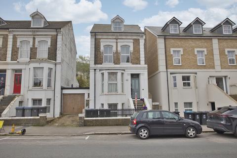 1 bedroom flat for sale, Folkestone Road, Dover, CT17