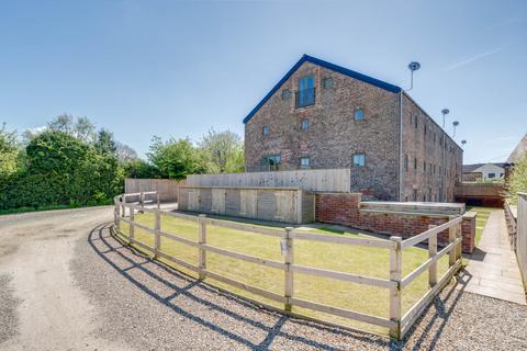 4 bedroom terraced house for sale, Westfield Road, Tockwith, York, YO26