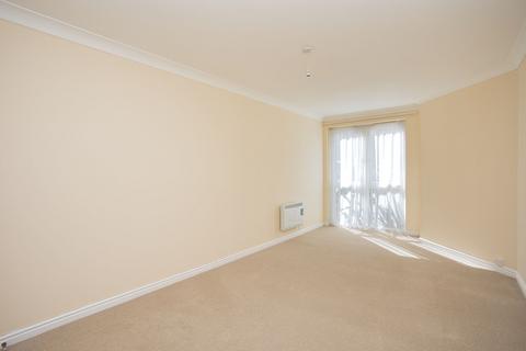 2 bedroom ground floor flat for sale, Sandgate Road, Garden House Court, CT20