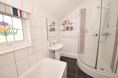 15 Brunswick Close, Twickenham, TW2 5ND