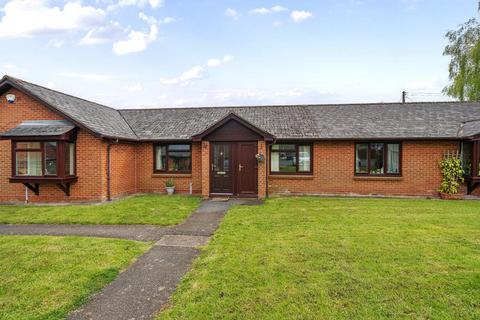2 bedroom terraced bungalow for sale, Kington,  Herefordshire,  HR5