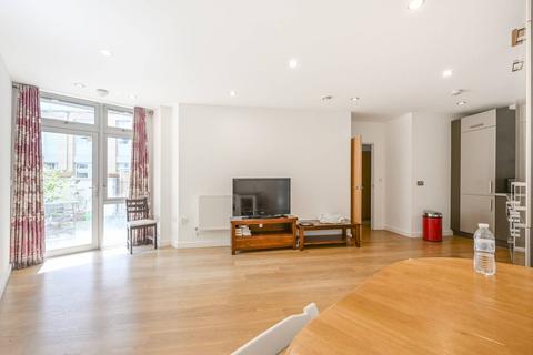 2 bedroom flat for sale, Coral Apartments, Limehouse, London, E14