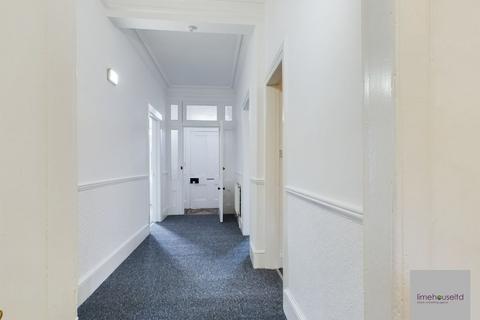 3 bedroom flat to rent, Stanmore House, High Street, Moffat