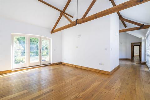 3 bedroom barn conversion for sale, Brook Lane, Bedford MK45