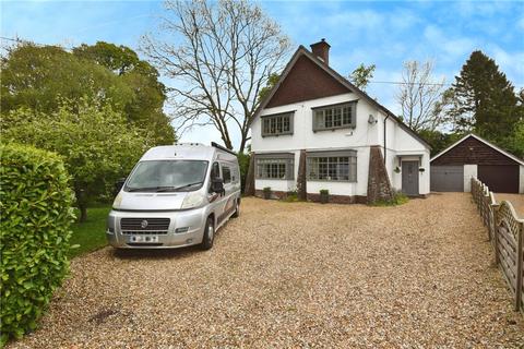 4 bedroom detached house for sale, Romsey Road, Nursling, Southampton, Hampshire