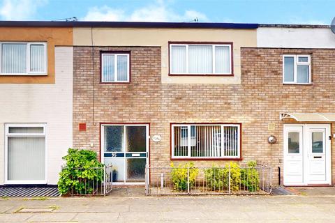 3 bedroom terraced house for sale, Brempsons, Basildon, Essex, SS14