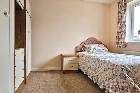 2 bedroom detached bungalow for sale, Chalice Way, Glastonbury, BA6