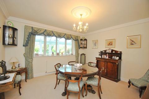 45 Dulsie Road, Bournemouth, BH3 7DZ