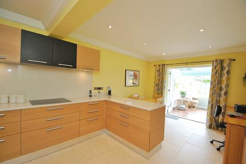 45 Dulsie Road, Bournemouth, BH3 7DZ