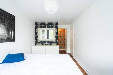 1 bedroom flat for sale, Tavistock Crescent, Portobello, London, W11