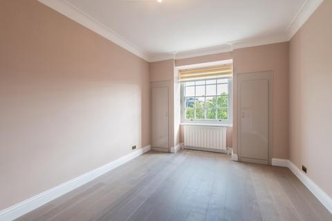 4 bedroom apartment to rent, Eyre Court, Finchley Road, St John's Wood, London, NW8