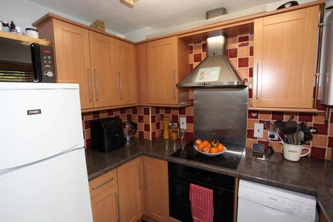 2 bedroom terraced house for sale, Oakfield Close, Potters Bar