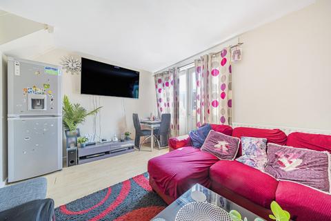 3 bedroom apartment for sale, Plumstead Road, London, SE18
