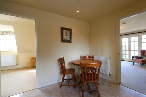 1 bedroom coach house to rent, Fawler Road, Kingston Lisle