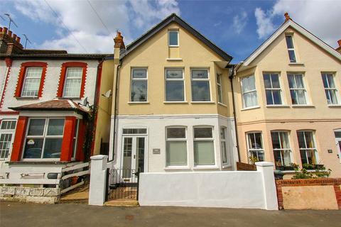 5 bedroom end of terrace house for sale, Tintern Avenue, Westcliff-on-Sea, Essex, SS0