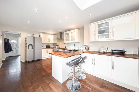 4 bedroom detached house for sale, Lears Drive, Bishops Cleeve, Cheltenham