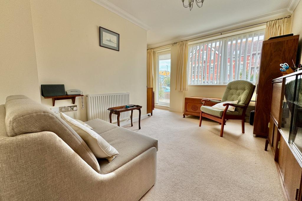 Bedroom 2 (currently second sitting room)