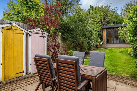 2 bedroom flat for sale, Norwood Road, Herne Hill