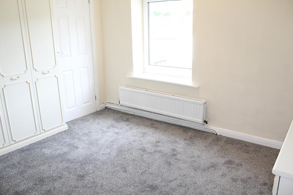 Bedroom 1 Picture 2