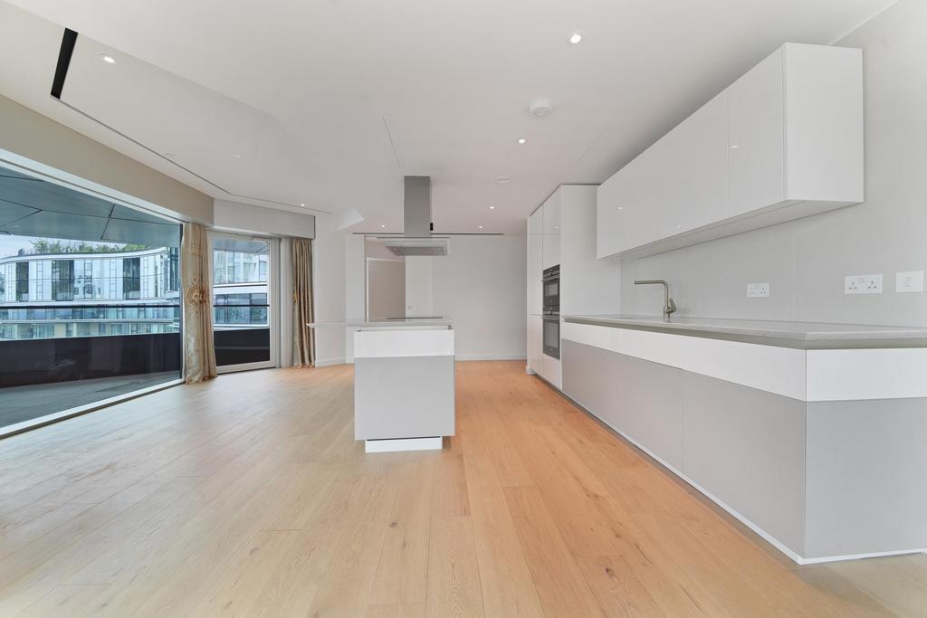 Apartment in London - View 5