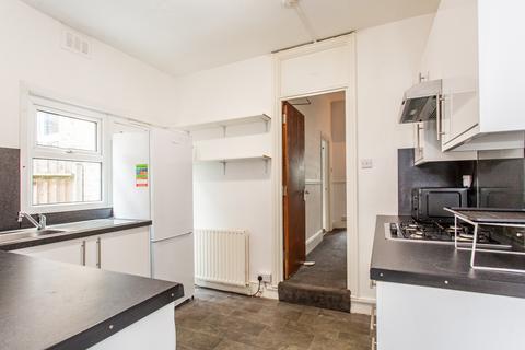 3 bedroom terraced house for sale, Sidney Road, E7