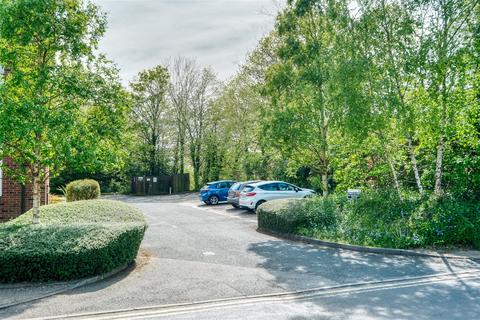Apartment 22, The Beeches, 233 Birchfield Road, Redditch, B97 4LX
