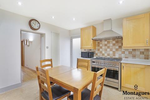 20 Bluemans, North Weald, Epping, CM16 6EU