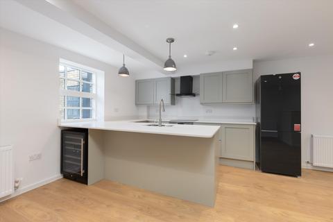2 bedroom flat to rent, Elm Grove, London, SW19