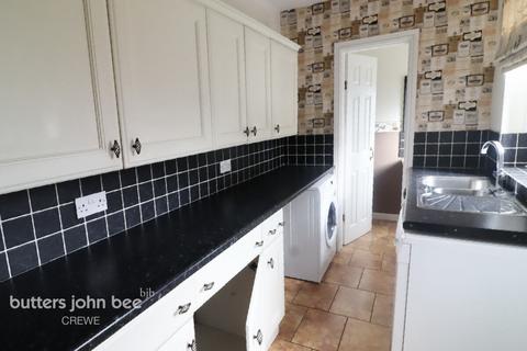 3 bedroom semi-detached house for sale, Crewe Road, Crewe