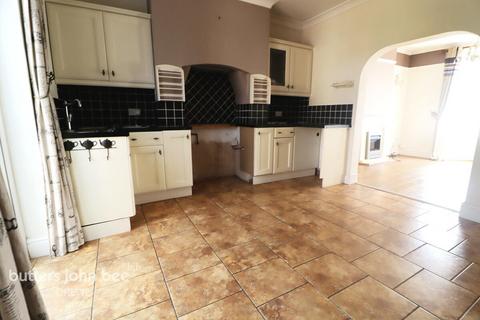 118 Crewe Road, Shavington, Crewe, CW2 5DL