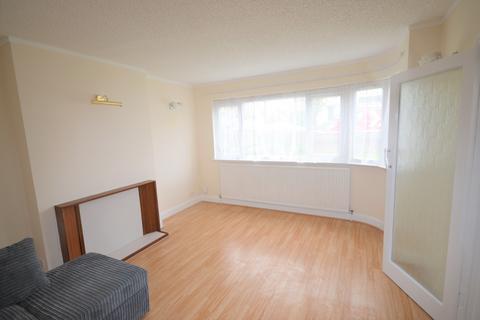 3 bedroom semi-detached house to rent, Woolacombe Road London SE3
