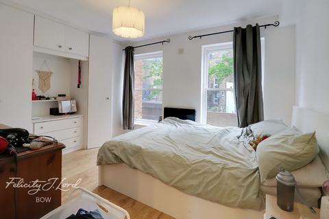1 bedroom flat for sale, Tomlins Grove, London, E3