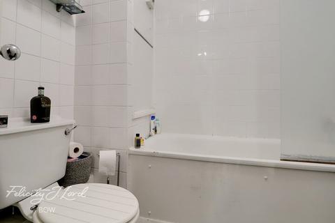 1 bedroom flat for sale, Tomlins Grove, London, E3