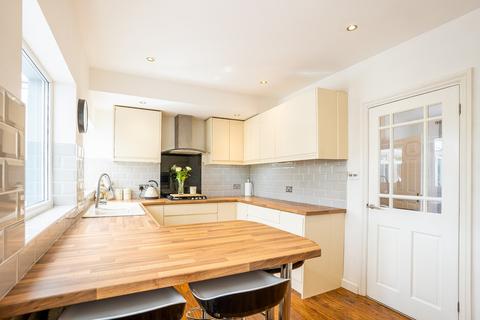 60 Lindridge Road, Sutton Coldfield, B75 6HJ