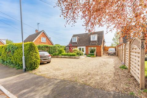 4 bedroom chalet for sale, Sir Williams Close, Aylsham, NR11