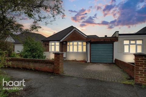 3 bedroom detached bungalow for sale, Lois Drive, Shepperton