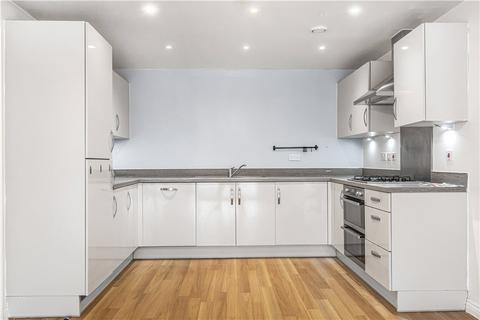 1 bedroom apartment for sale, Chigwell Road, London, E18