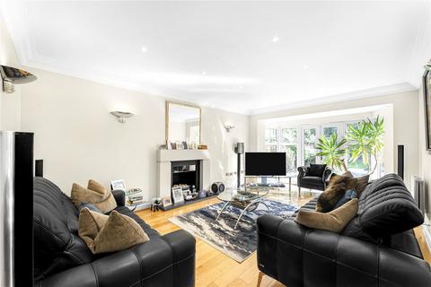 5 bedroom detached house for sale, Flower Lane, London, NW7