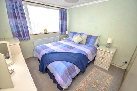 3 bedroom end of terrace house for sale, Caxton Walk, South Shields