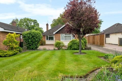 3 bedroom bungalow for sale, Whopshott Drive, Horsell, GU21