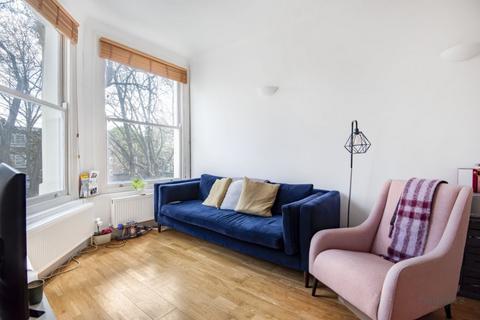 2 bedroom flat to rent, Highbury New Park, Islington N5