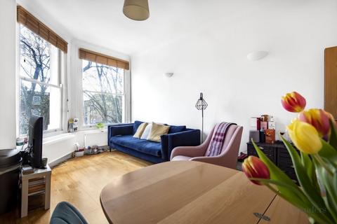 2 bedroom flat to rent, Highbury New Park, Islington N5