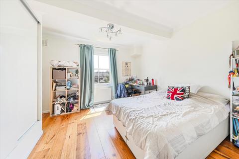 2 bedroom flat to rent, Goldhurst Terrace, Hampstead, NW6