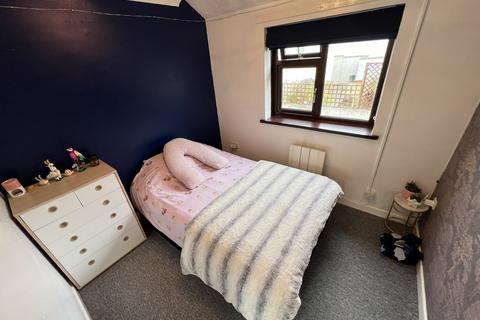 1 bedroom semi-detached bungalow for sale, Babell Hill, Pensarn, Carmarthen