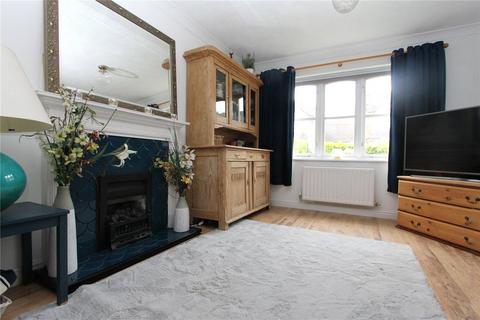 4 Mallards Way, Lightwater, GU18 5ND