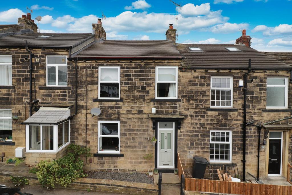 Clarke Street, Calverley, Pudsey... 3 bed terraced house for sale £