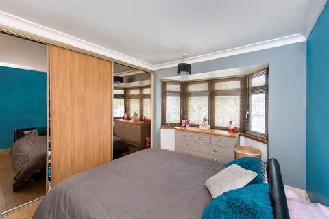 24 Lansdowne Avenue, Bexleyheath, DA7 5ST