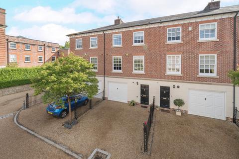 3 bedroom terraced house for sale, Portsmouth Road, Godalming GU8