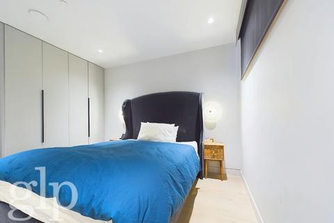 2 bedroom apartment to rent, Ganton Street W1F